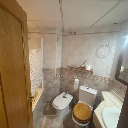 Atico Duplex Mirasierra Renfe 50 M Centrico Apartment