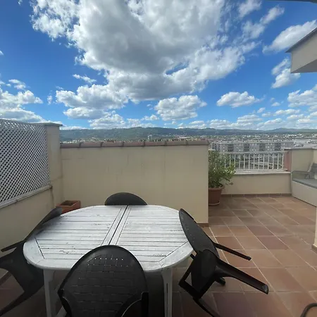 Atico Duplex Mirasierra Renfe 50 M Centrico