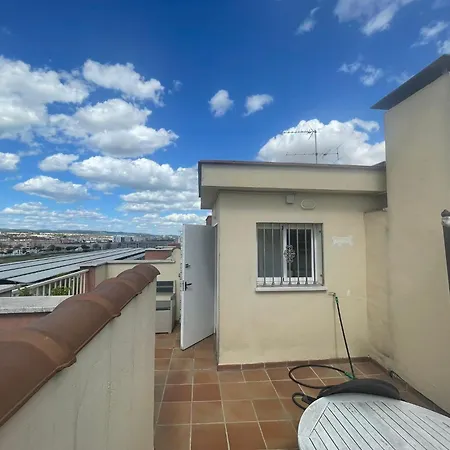 Atico Duplex Mirasierra Renfe 50 M Centrico
